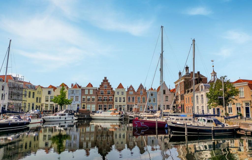 Mooie, Luxe Woning Aan Het Water 7 Persoons Vp005 * Heinkenszand