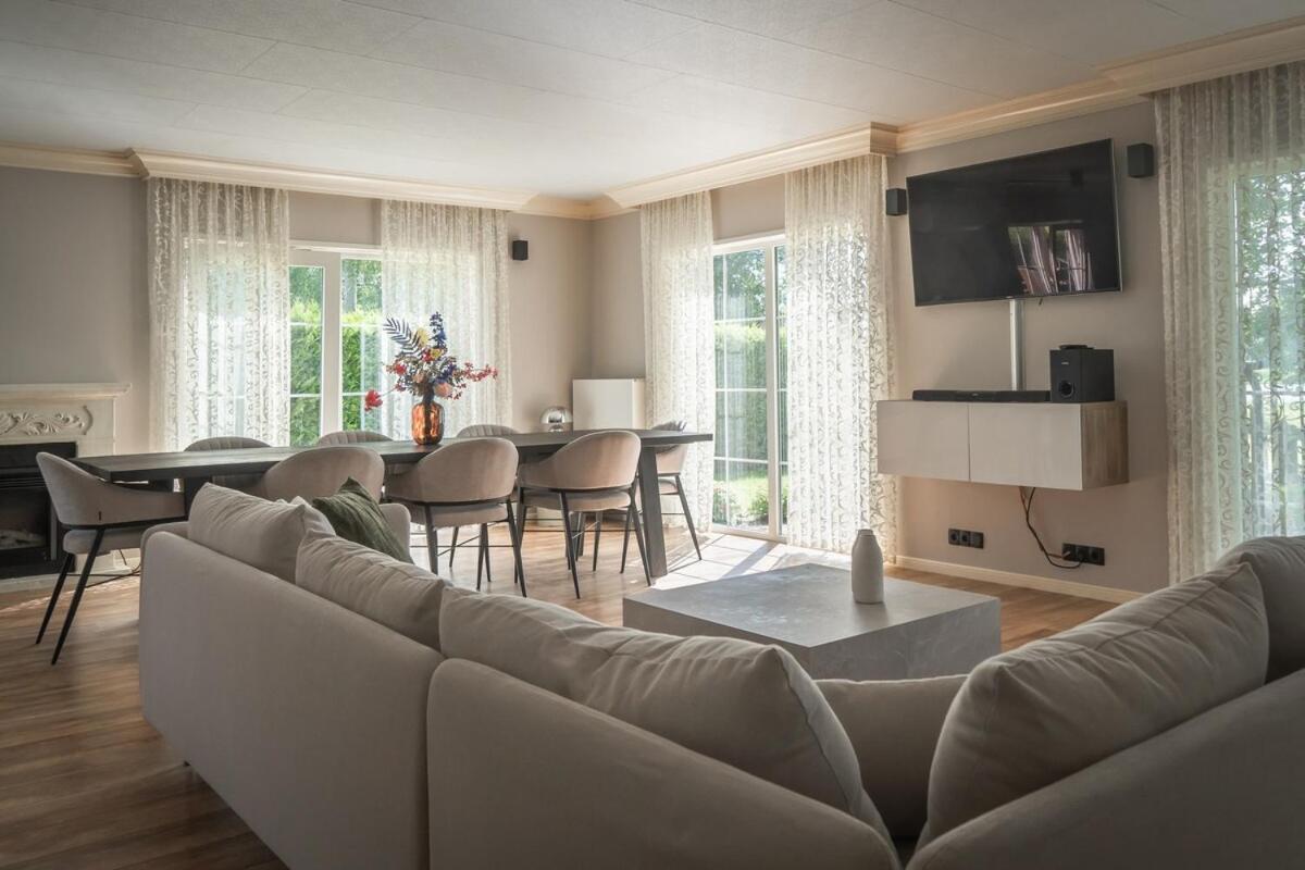 Mooie, Luxe Woning Aan Het Water 7 Persoons Vp005 Vakantiehuis Heinkenszand