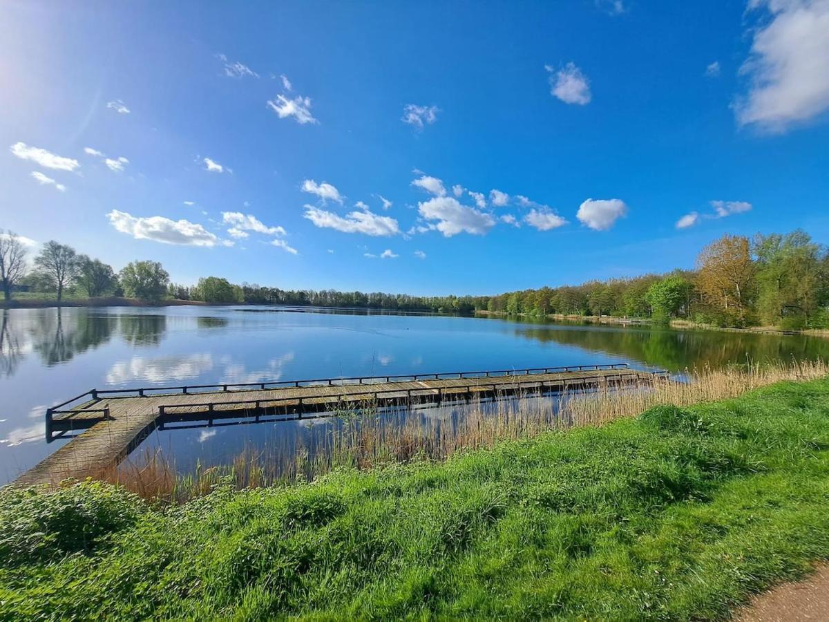 Mooie, Luxe Woning Aan Het Water 7 Persoons Vp005 Heinkenszand