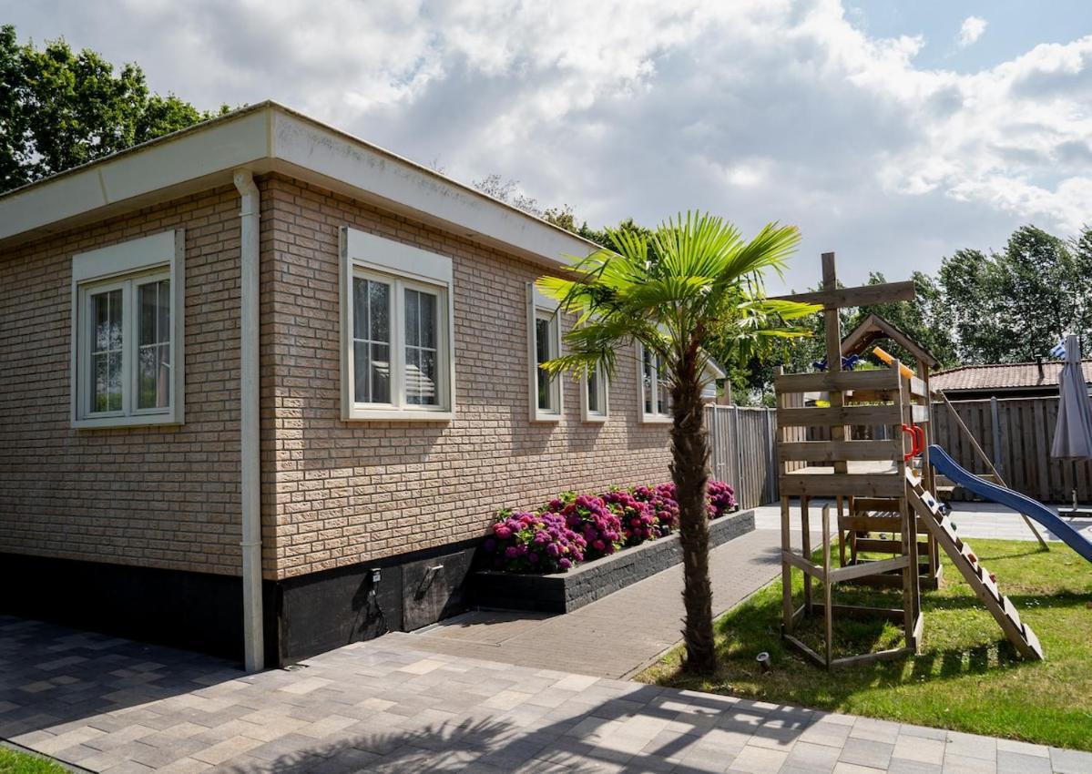 Vakantiehuis Mooie, Luxe Woning Aan Het Water 7 Persoons Vp005