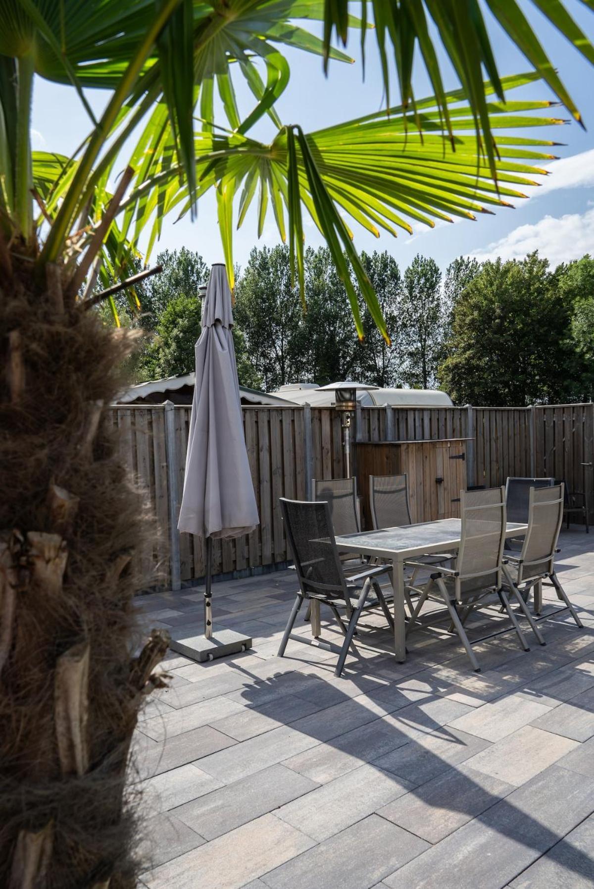 Mooie, Luxe Woning Aan Het Water 7 Persoons Vp005